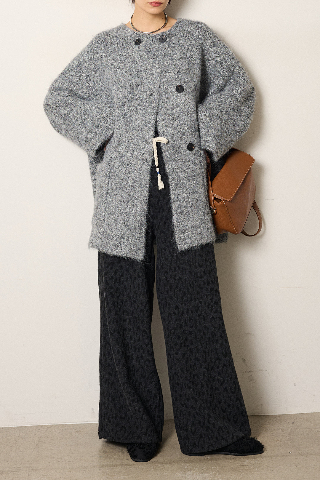 [SET]アシンメトリーボタンニットカーディガン+レオパードジャガードニットパンツ(2set)