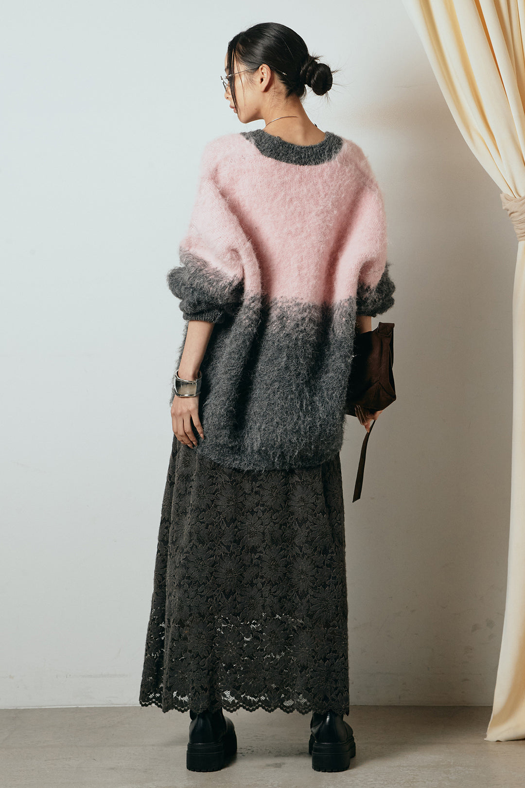 [SET]起毛グラデーションニットカーディガン+花柄刺繍ベロアフレアスカート(2set)