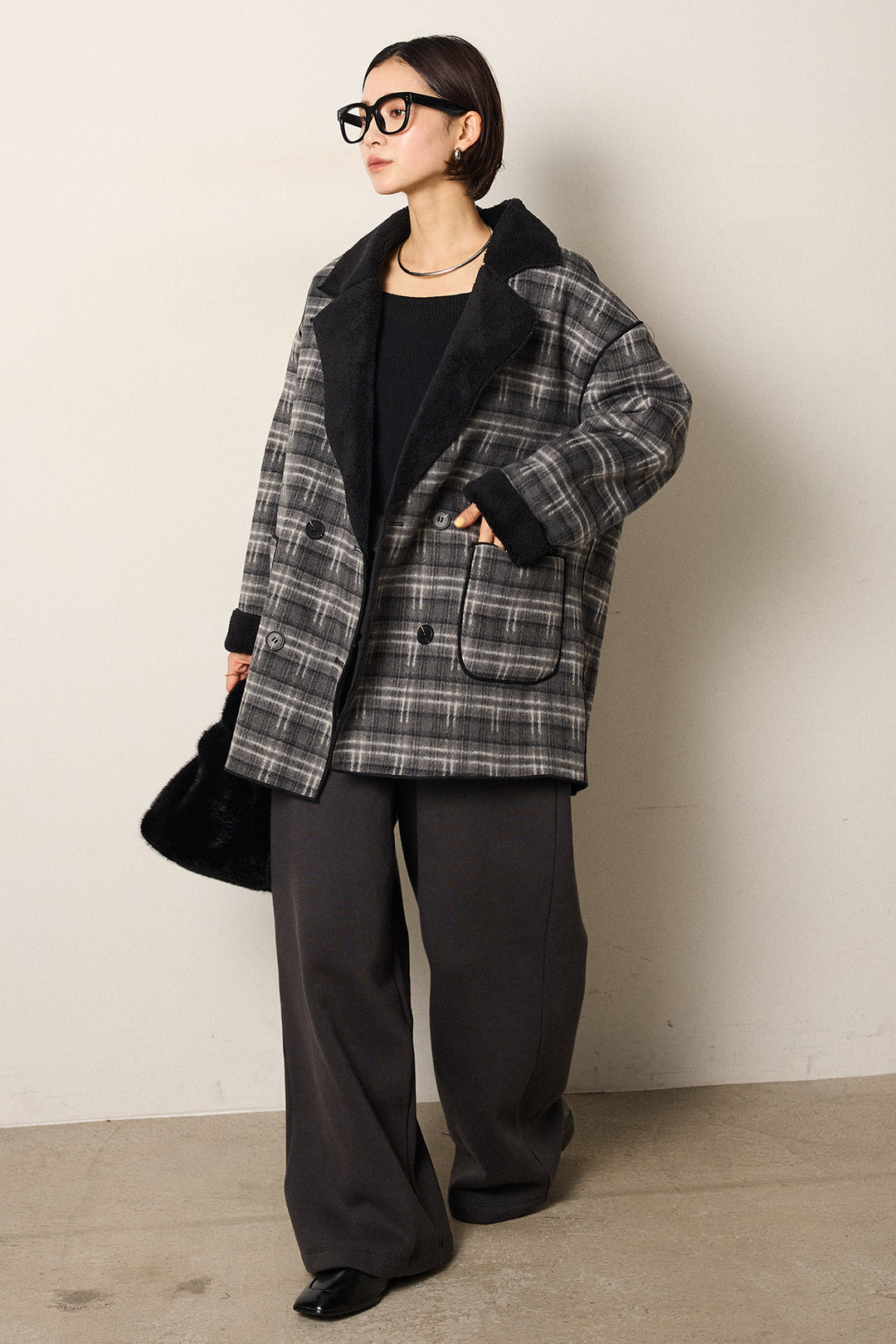 [SET]裏地ボアタータンチェック柄ミディアムコート+裏起毛スウェットワイドパンツ(2set)