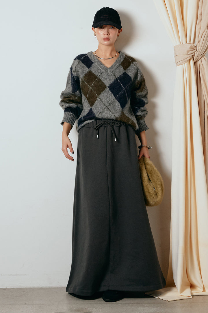 [SET]アクリルモヘアアーガイルVネックプルオーバー+裏起毛スウェットロングマキシスカート(2set)