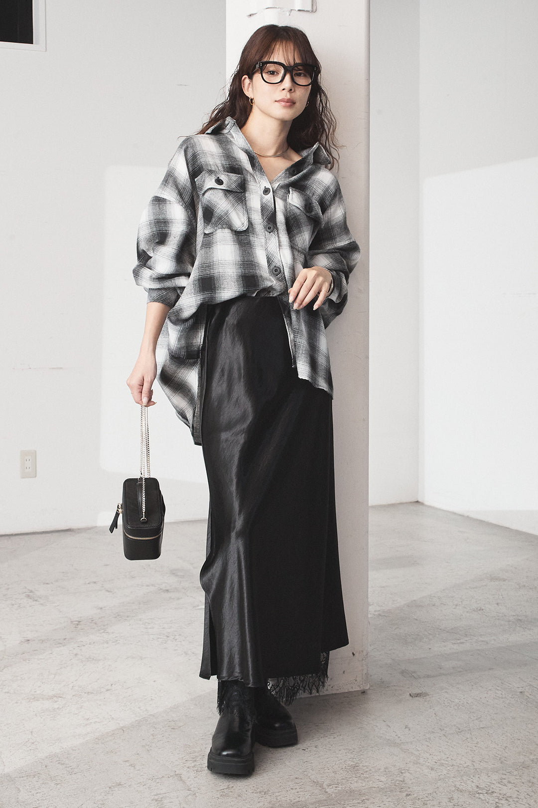 [SET]オンブレーチェックビッグシルエットCPOシャツ+裾レースデザインサテンスカート(2set)