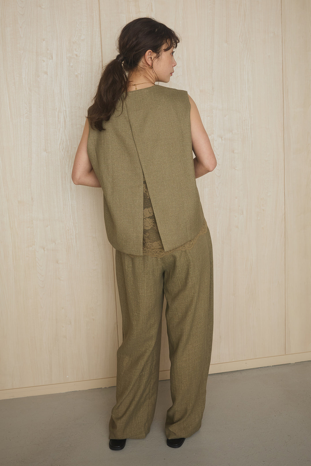 [SET]バックオープンレース刺繍ベストSETUP