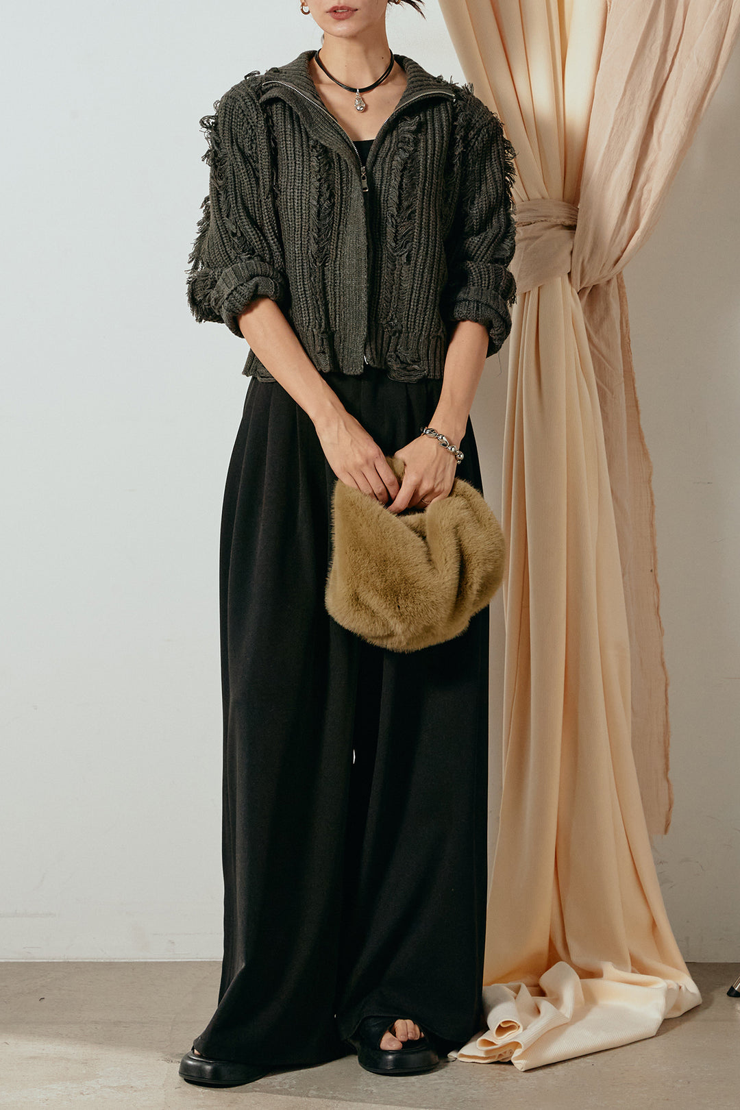 [SET]ハイネックフリンジジップニットトップス+ウエストステッチデザインワイドスラックス(2set)