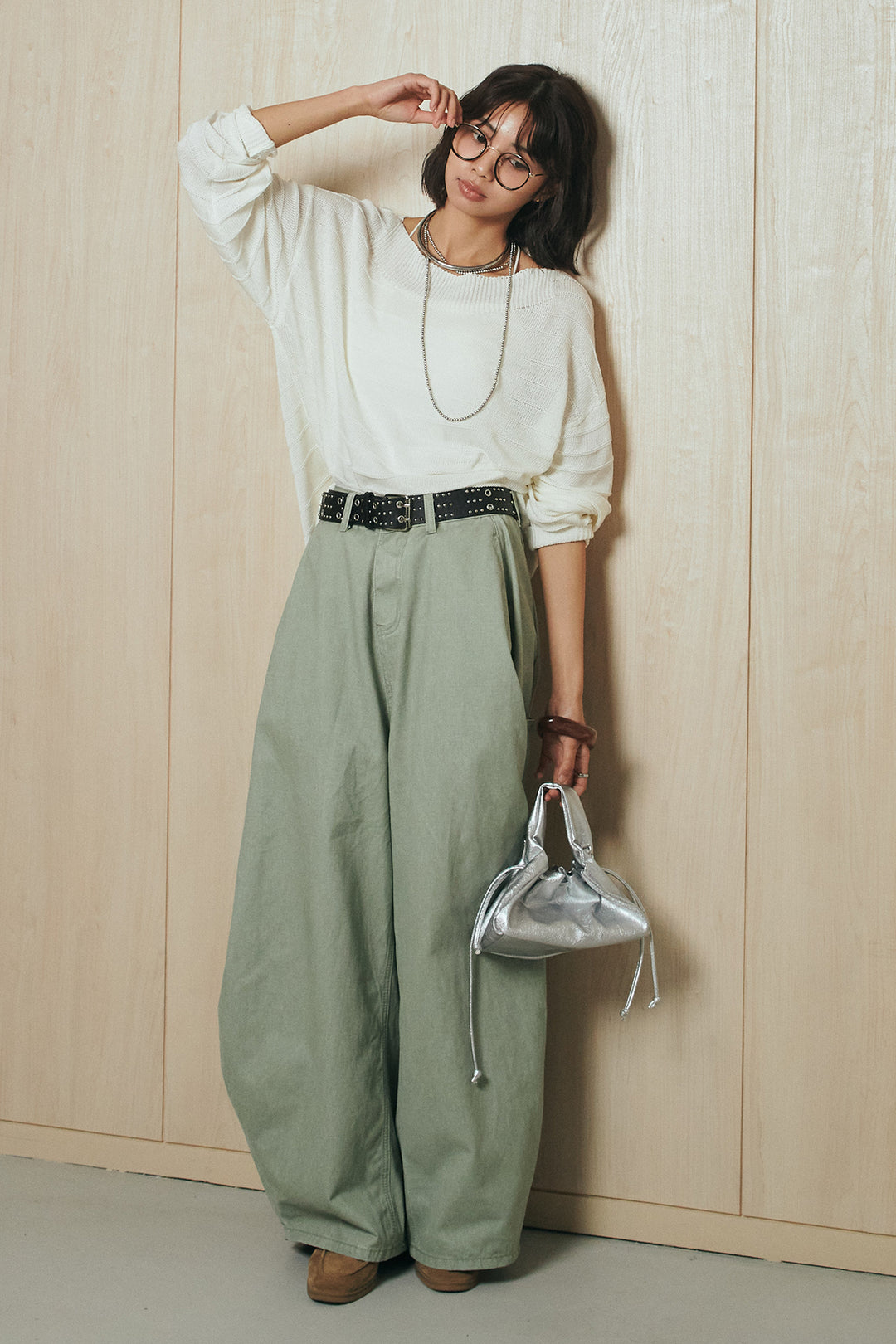 [SET]麻混リラックスニットトップス+ベルト付きカラーデニムパンツ(2set)