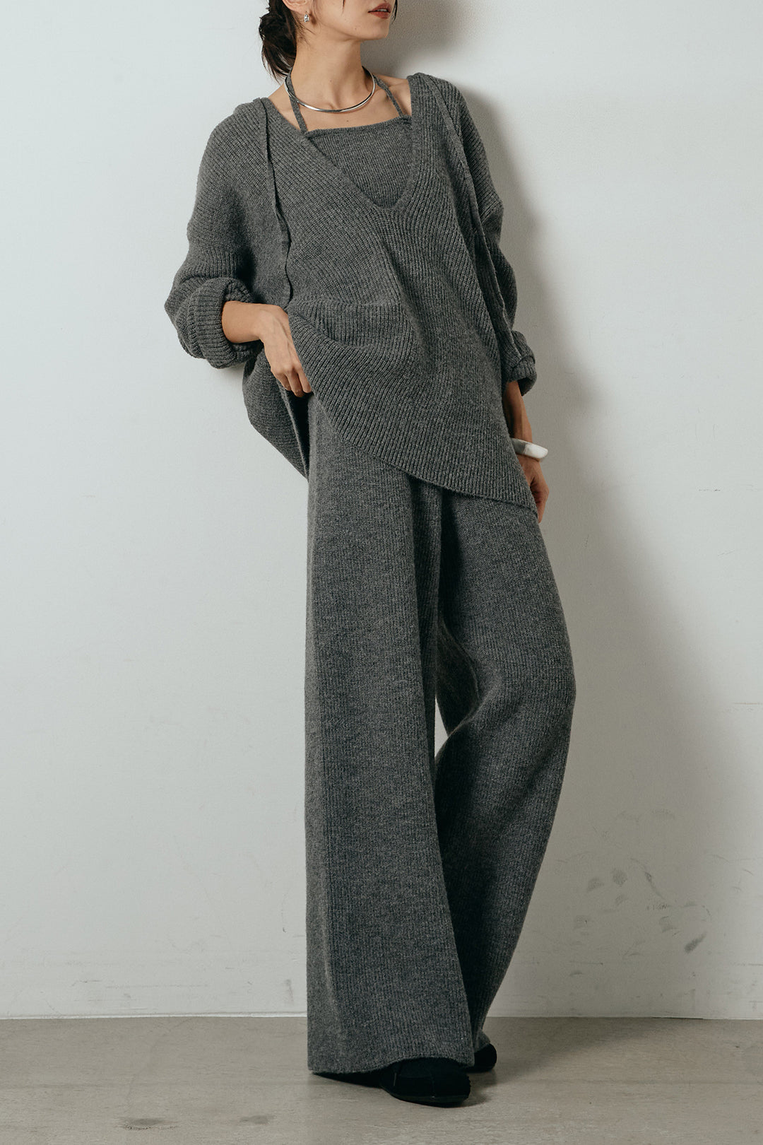 [SET]ホルターネックケーブルニットSETUP