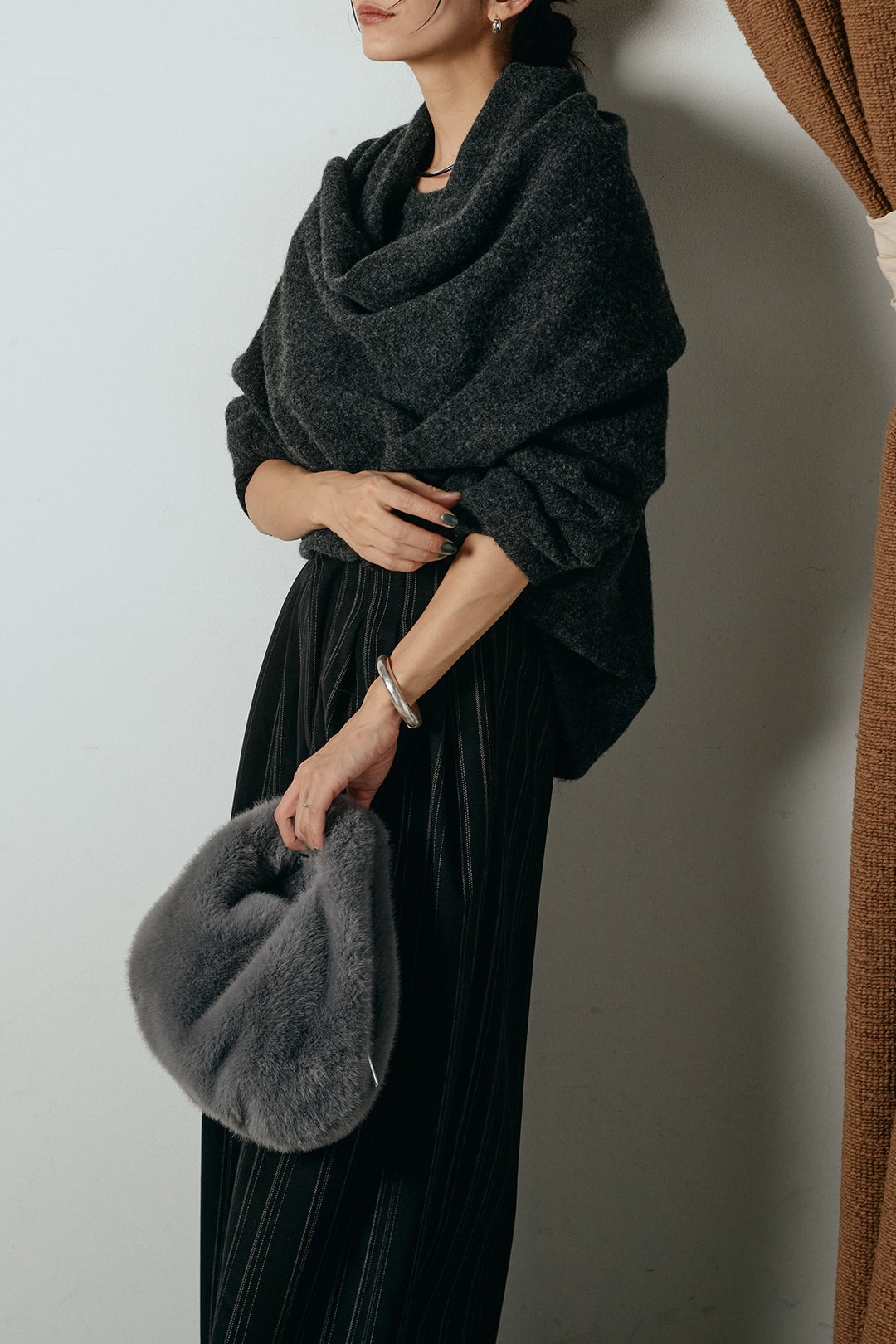 [SET]ネック巻きデザインニットトップス+タック入りマルチストライプ柄ワイドパンツ(2set)