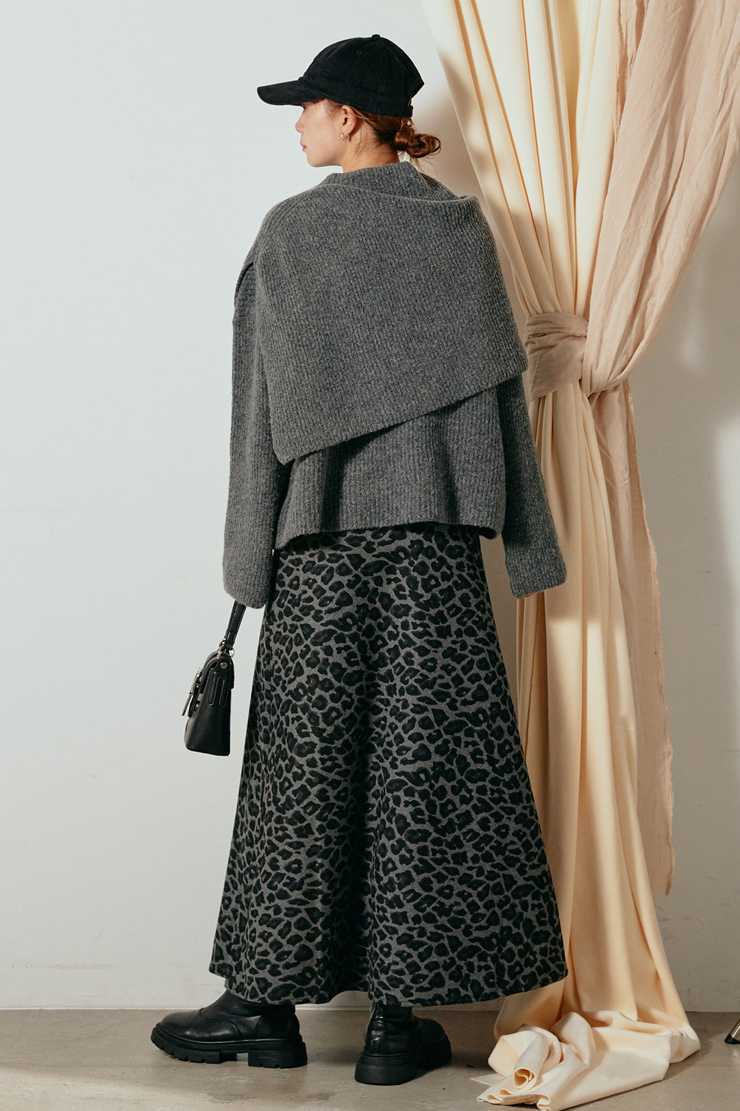 [SET]ケープデザインリブニットトップス+レオパードロングスカート(2set)