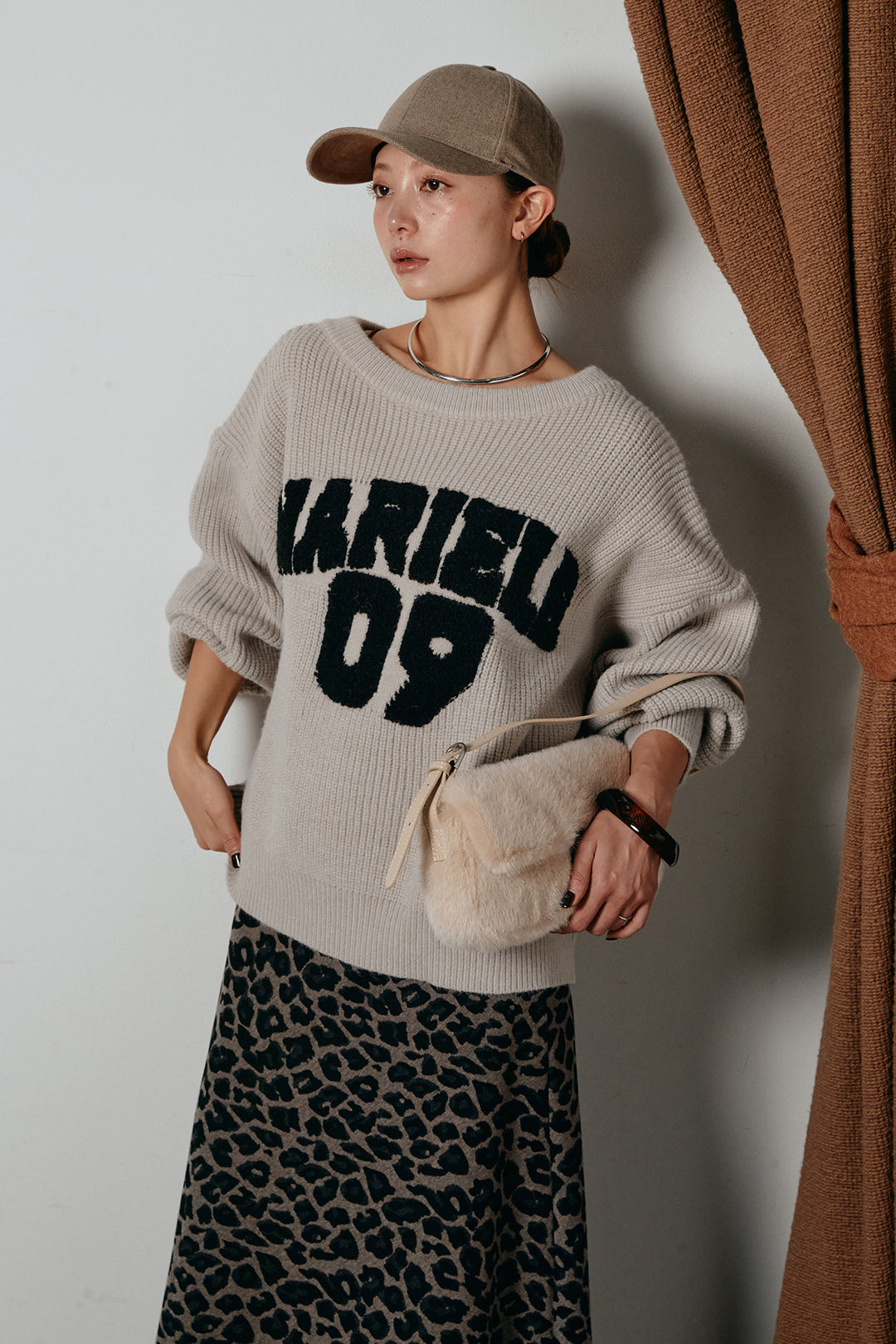 [SET]ロゴジャガードニットトップス+レオパードロングスカート(2set)