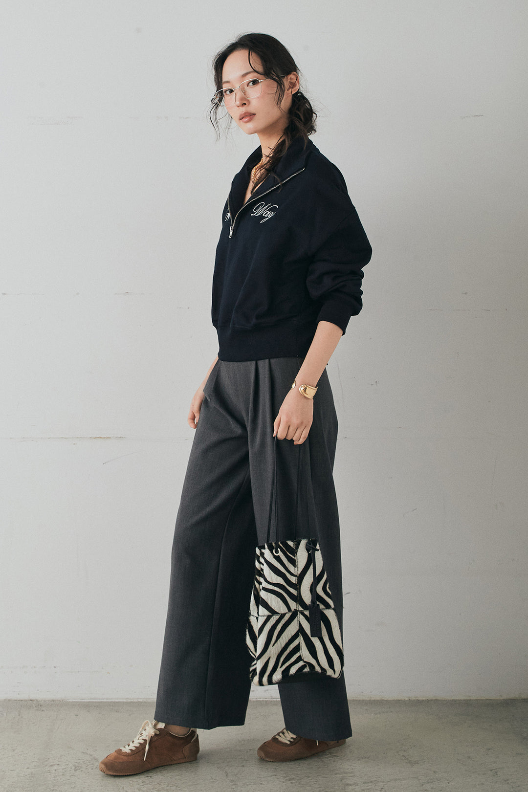 [SET]裏毛ロゴ刺繍ハーフZIPスウェット+斜めボタンタック入りスラックス(2set)