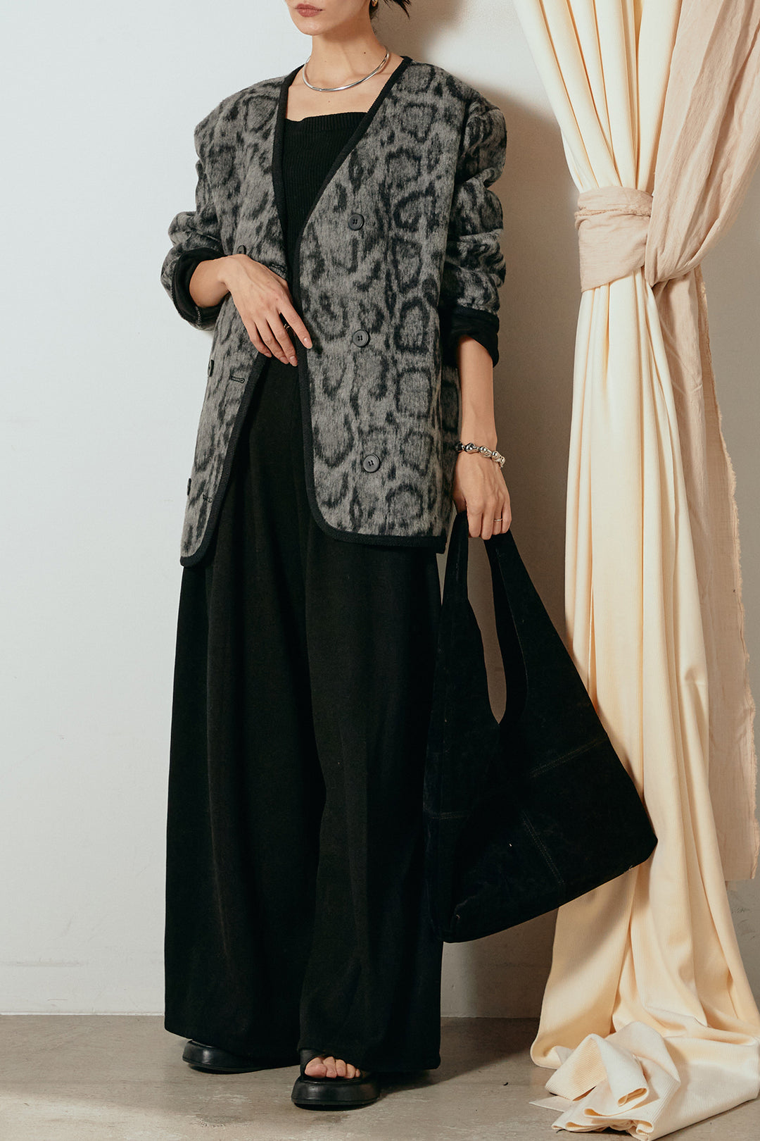 [SET]ノーカラーレオパード柄アウター+フェイクレザー太ベルト付きタックワイドパンツ(2set)