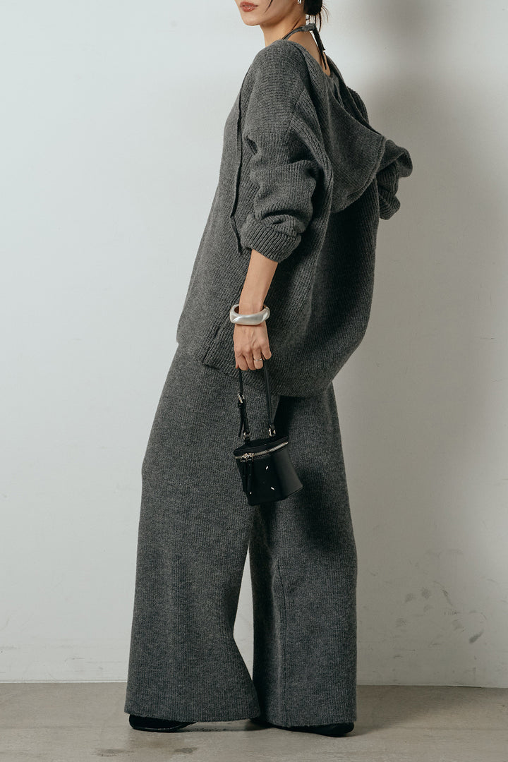 [SET]ホルターネックケーブルニットSETUP