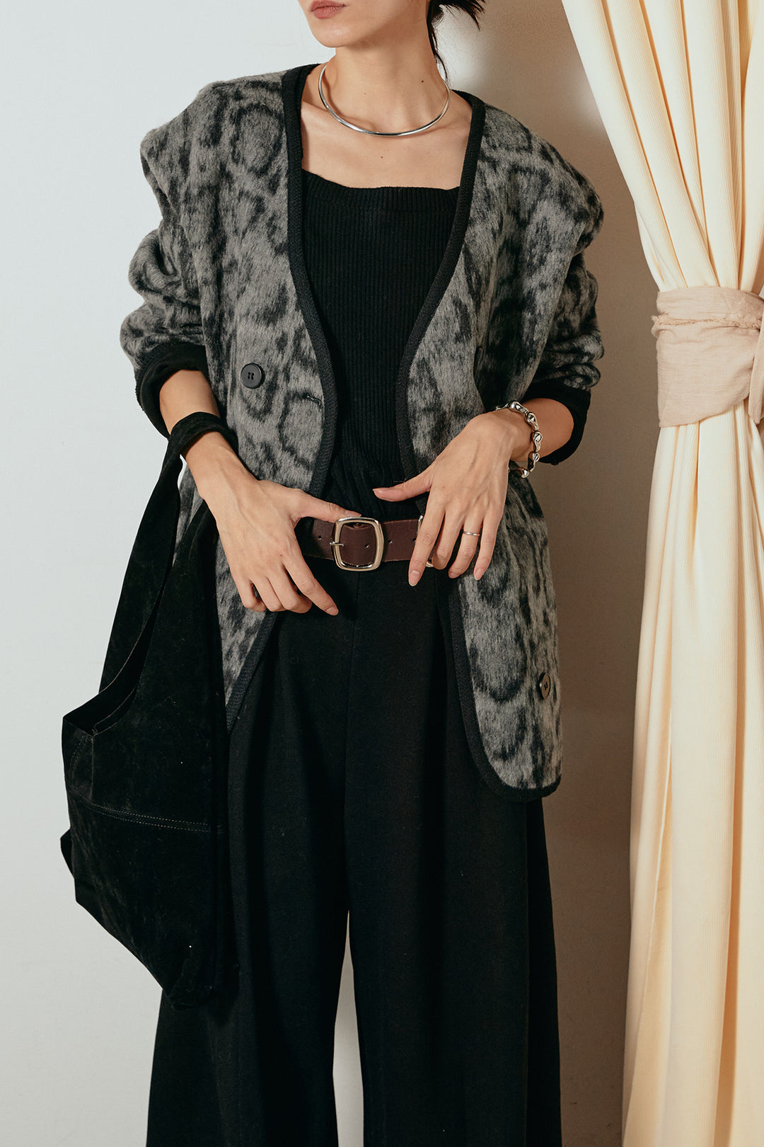 [SET]ノーカラーレオパード柄アウター+フェイクレザー太ベルト付きタックワイドパンツ(2set)