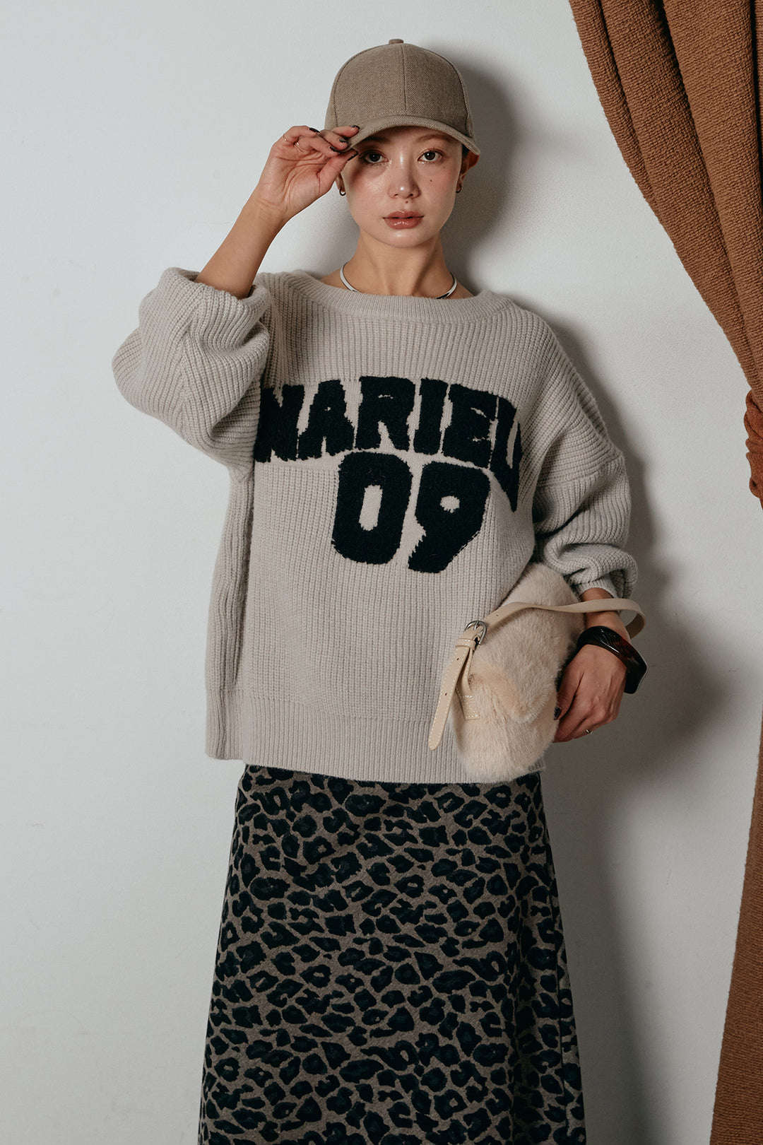 [SET]ロゴジャガードニットトップス+レオパードロングスカート(2set)
