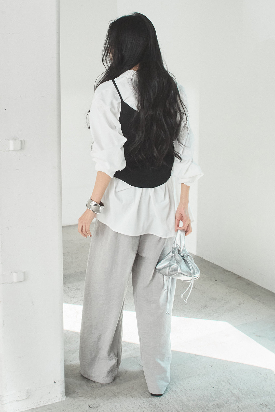 [SET]ニットキャミ付きシャツ+刺繡テープラインパンツ(2set)