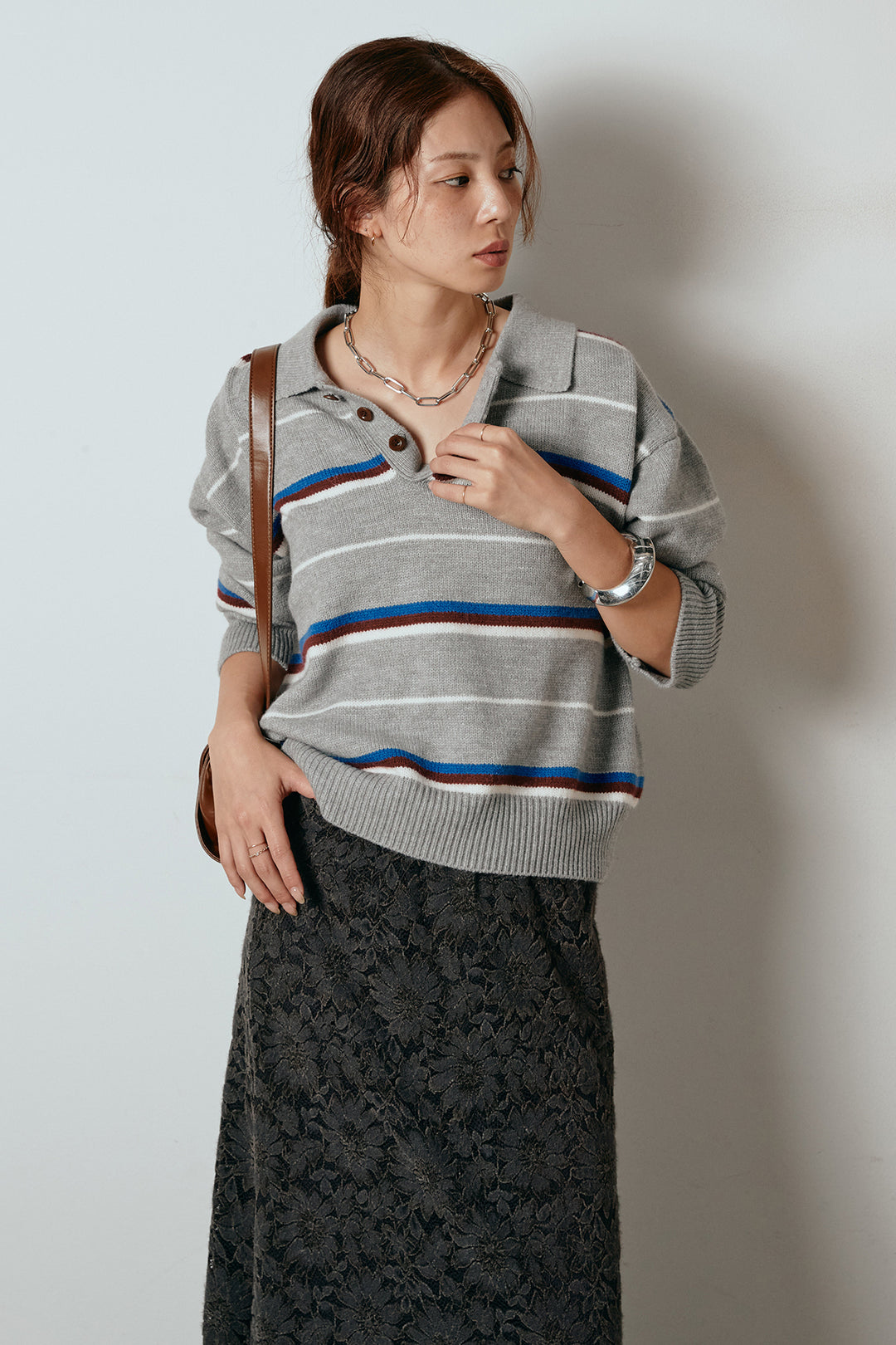 [SET]襟付きマルチボーダーニットポロトップス+花柄刺繍ベロアフレアスカート(2set)