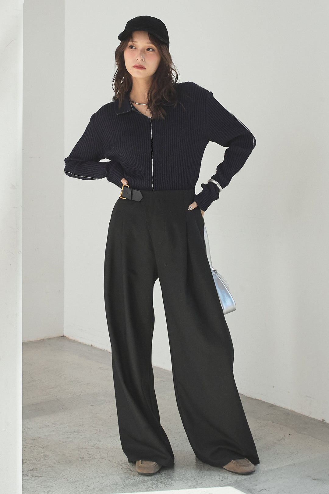 [SET]衿付きニットプルオーバー+サイドベルトタック入りスラックス(2set)