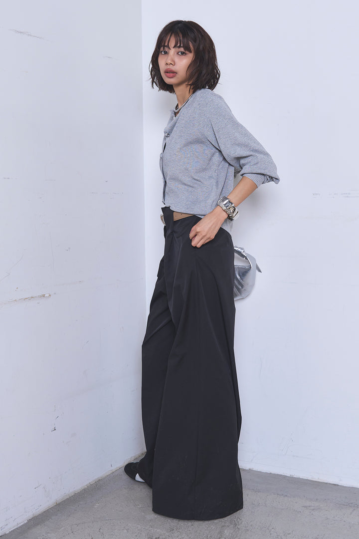 [SET]リサイクルポリニュアンス釦カーデ+ベルトループデザインハイウエストタックパンツ(2set)