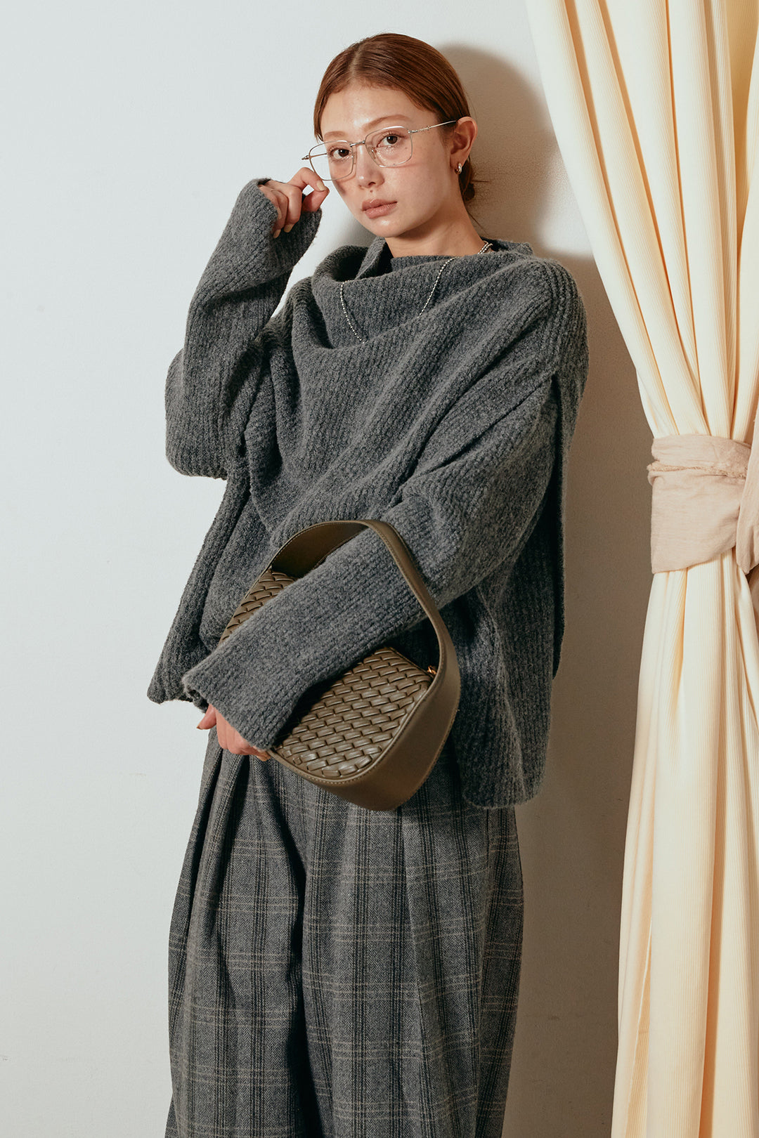 [SET]ケープデザインリブニットトップス+タータンチェック柄タックパンツ(2set)