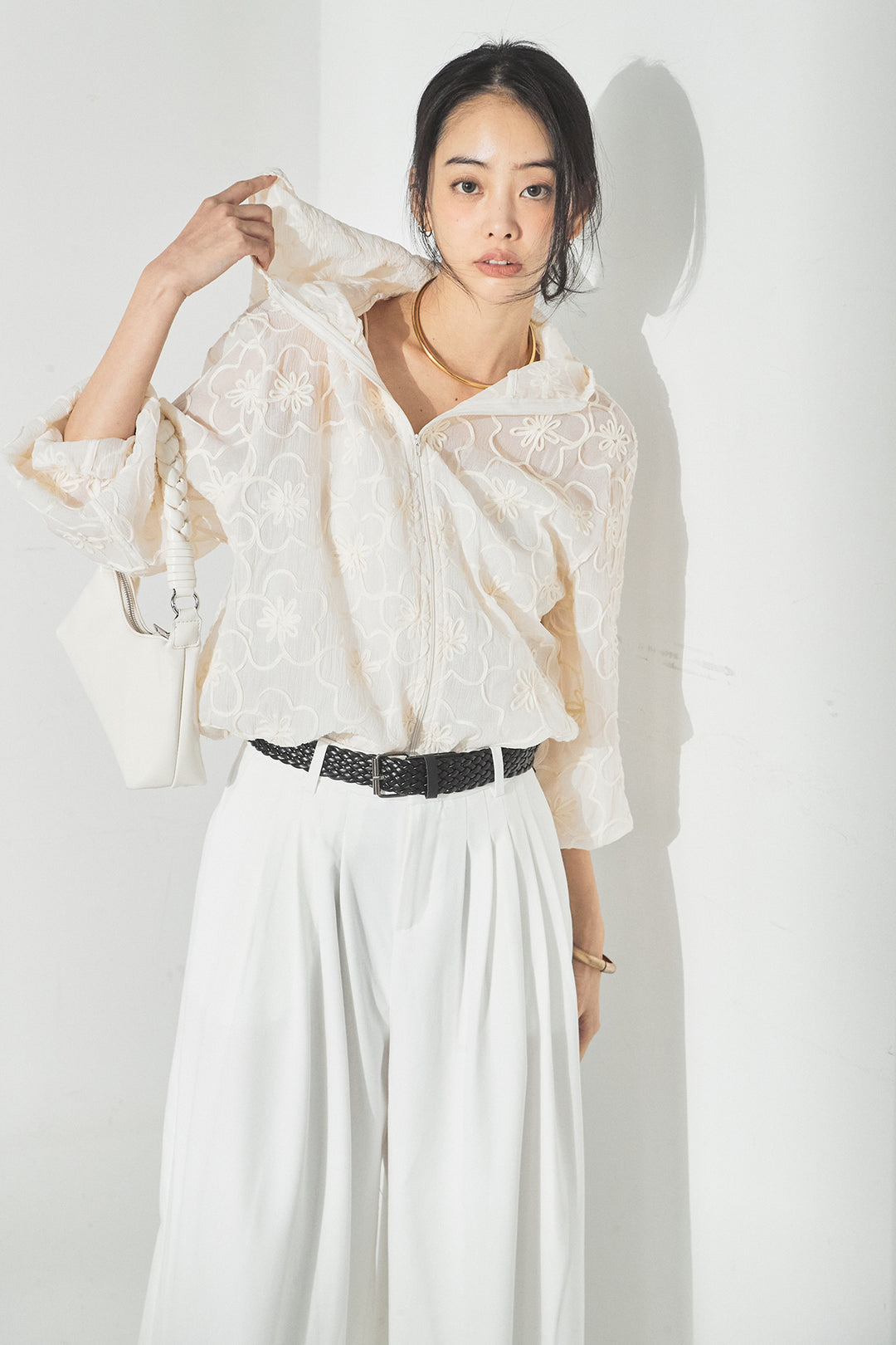 [SET]シアーフラワーフードブルゾン+編みベルト付きウエストタックワイドパンツ(2set)