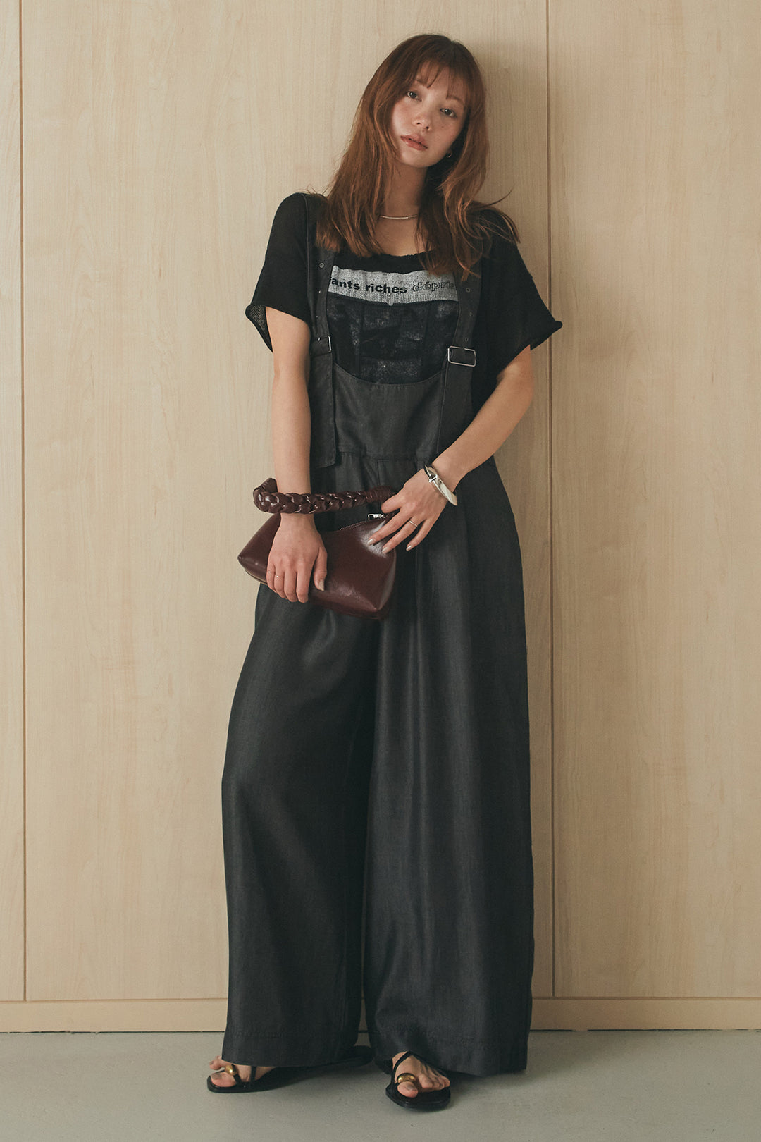 [SET]半袖モノトーングラフィックトップス+前後2WAYテンセルデニムサロペット(2set)