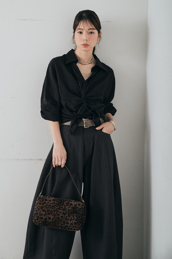 [SET]裾巻きツイストデザインシャツ+ベルト付きサイドタックワイドパンツ(2set)