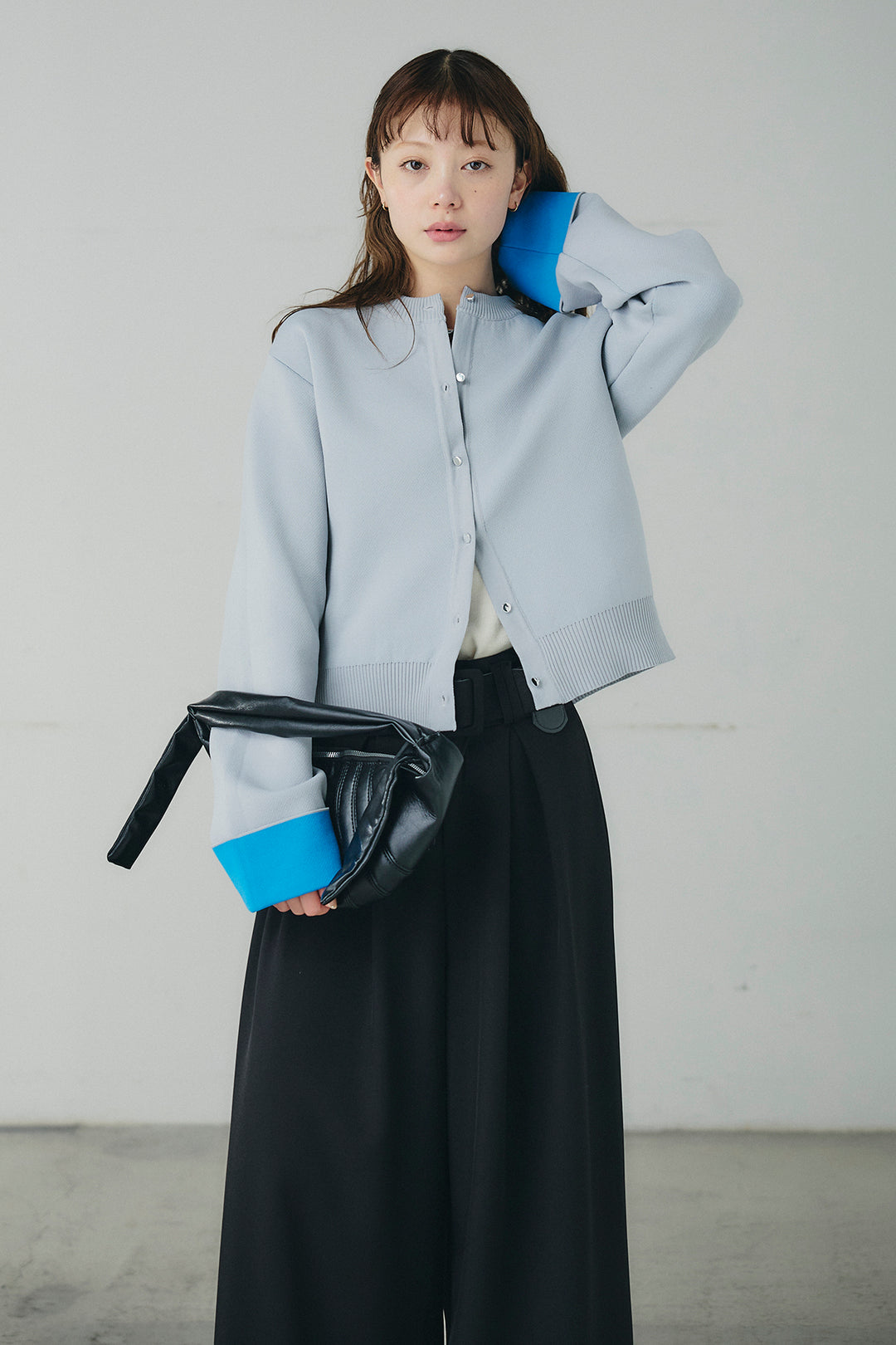 [SET]リバーシブル配色ニットカーディガン+ベルト付きツータックワイドパンツ(2set)