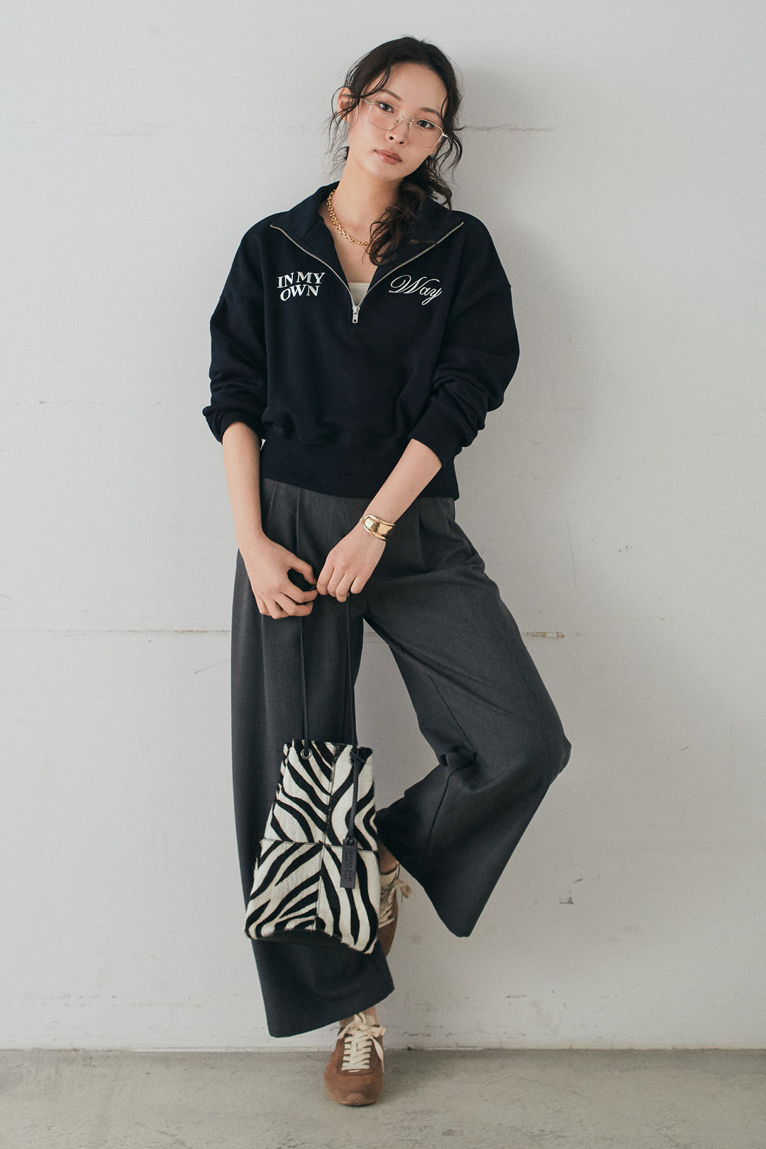 [SET]裏毛ロゴ刺繍ハーフZIPスウェット+斜めボタンタック入りスラックス(2set)