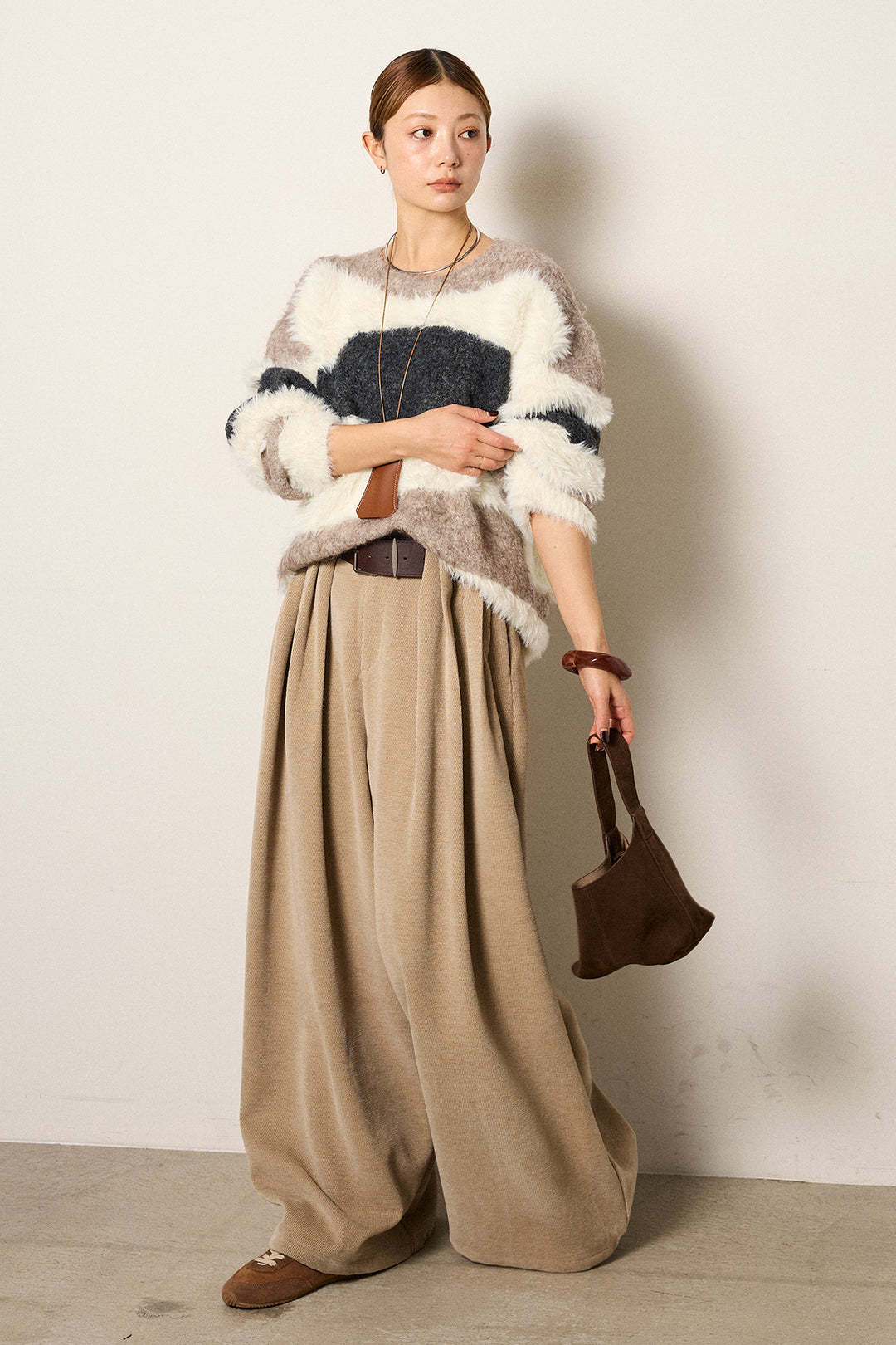 [SET]シャギーウェーブ柄クルーネックニットトップス+ベルトループコーデュロイワイドパンツ(2set)