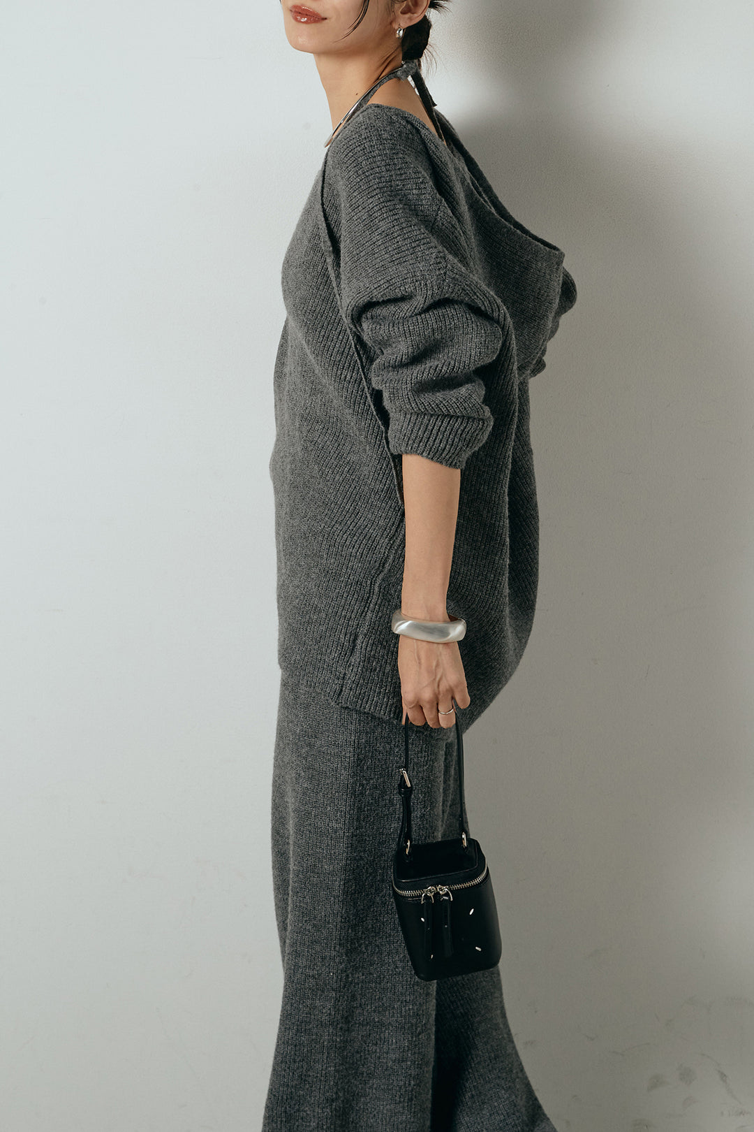 [SET]ホルターネックケーブルニットSETUP