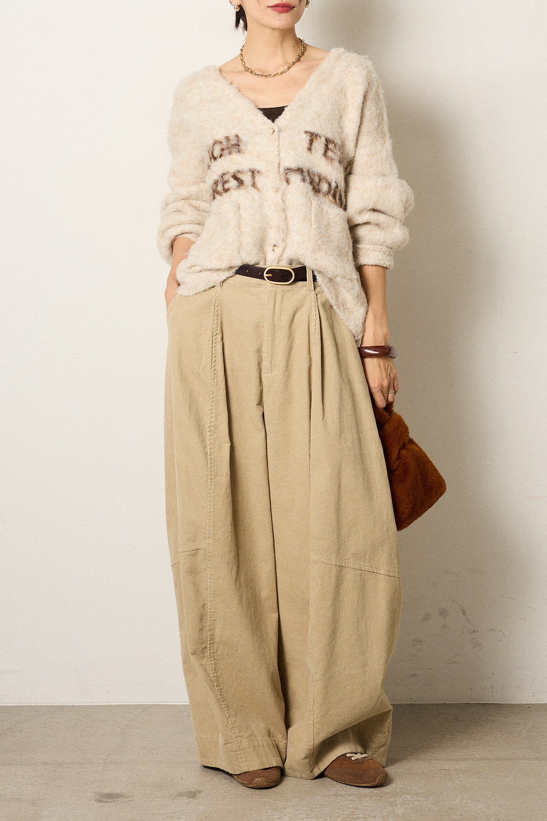 [SET]ウール混透かしロゴニットカーディガン+タック入りコーデュロイワイドパンツ(2set)