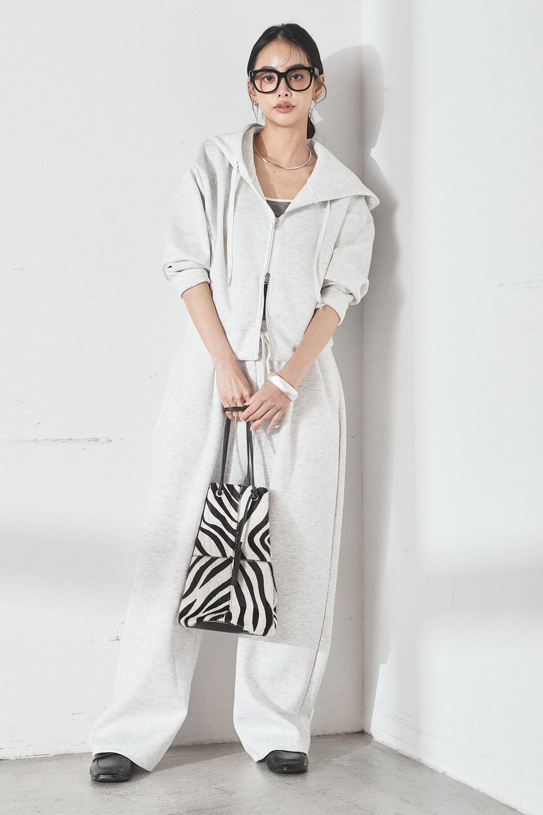 [SET]スウェットドルマンジップフードパーカー+スウェットコクーンイージーパンツ(2set)