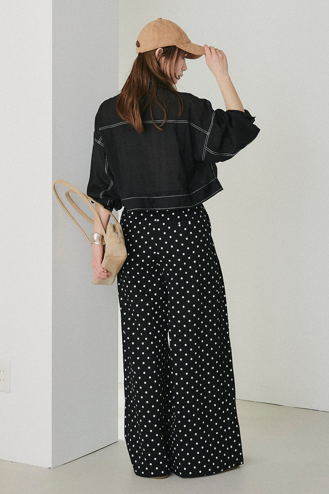 [SET]配色ステッチシアーシャツ+ベルト付きドット柄ワイドパンツ(2set)