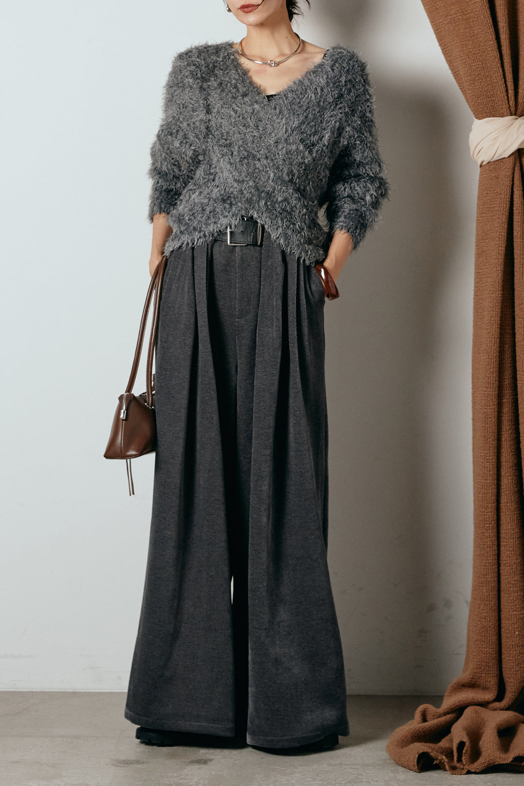 [SET]シャギークロスニットトップス+ベルトループコーデュロイワイドパンツ(2set)