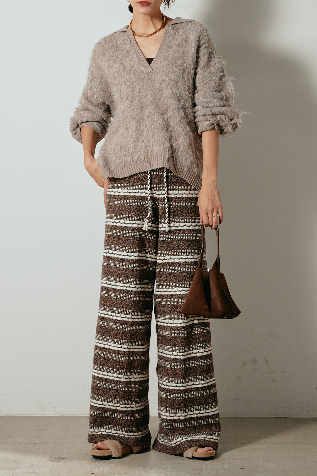 [SET]襟付きシャギーニットポロトップス+マルチライン柄リラックスニットパンツ(2set)