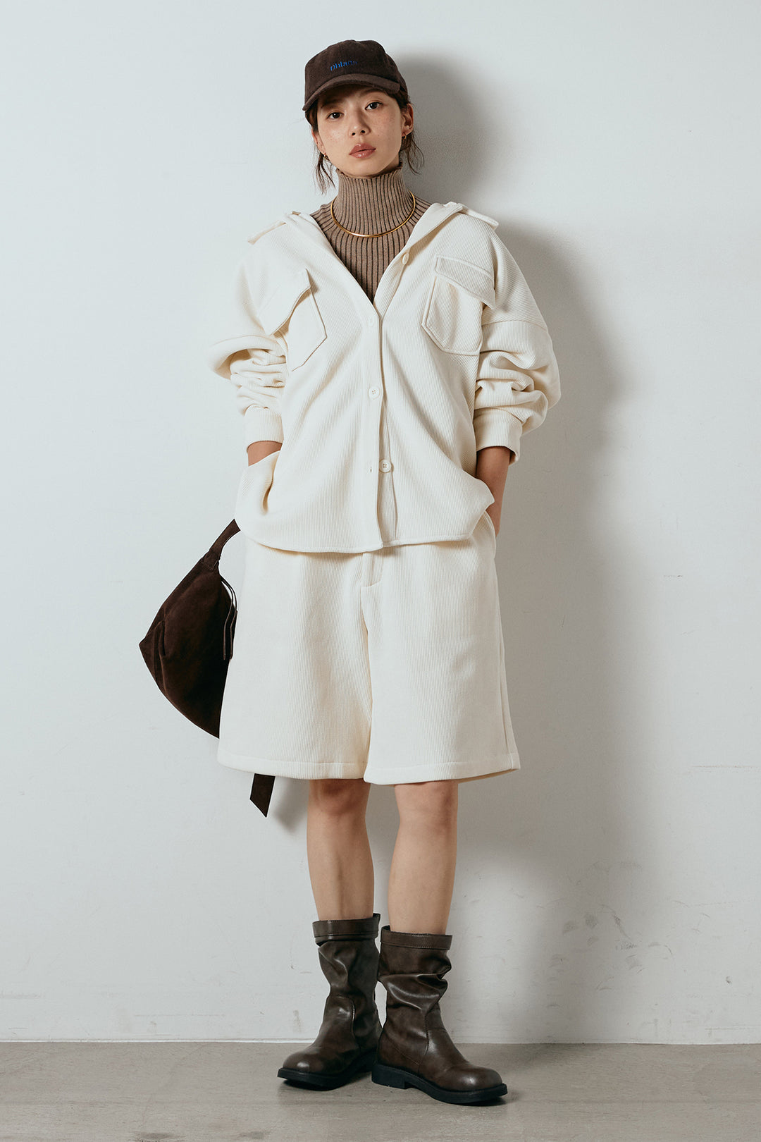 [SET]襟付きコーデュロイポケットシャツ+リブニットシームレスタートルプルオーバー+リラックスコーデュロイハーフパンツ(3set)