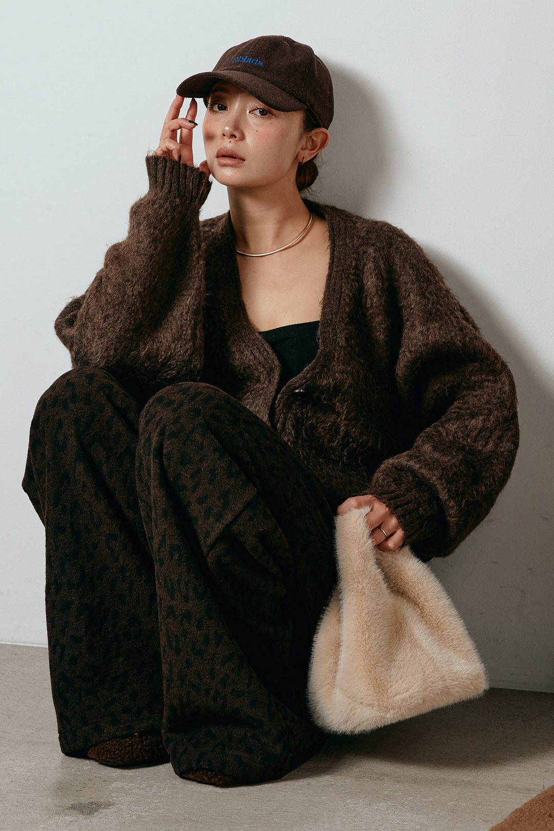 起毛ボタンニットカーディガン/コーヒー