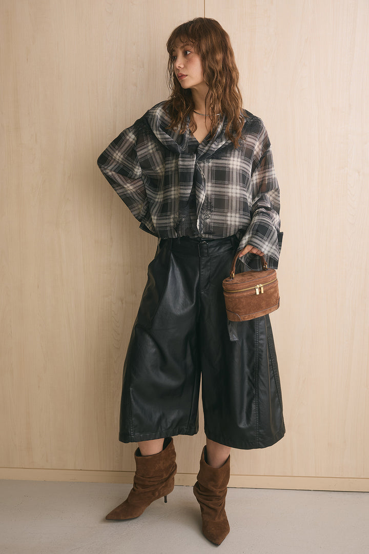 [SET]Vネックオンブレチェックシャツ+ベルト付きレザーライクタックハーフパンツ(2set)