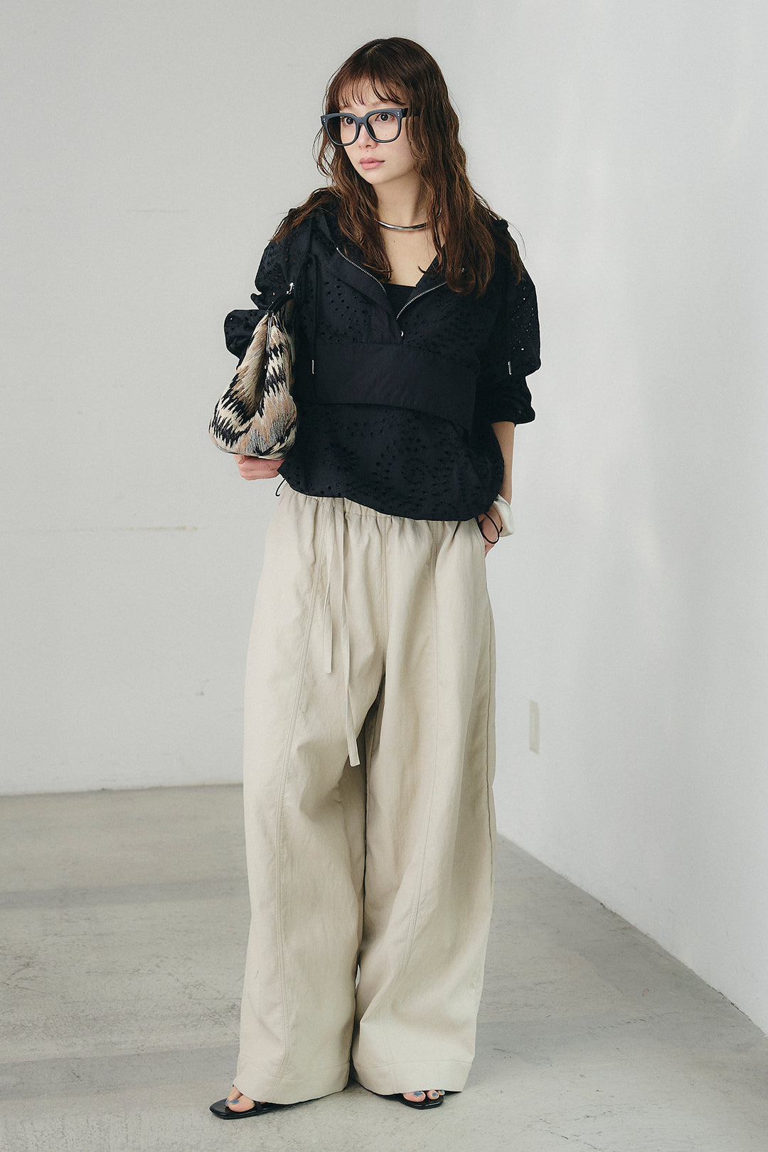 [SET]レースハーフジップアップフーディー+フェイクレザーカーブワイドパンツ(2set)