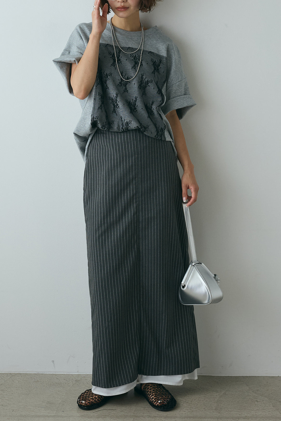 [SET]スクエアレース刺繍Tシャツ+ストライプストレートスカート(2set)