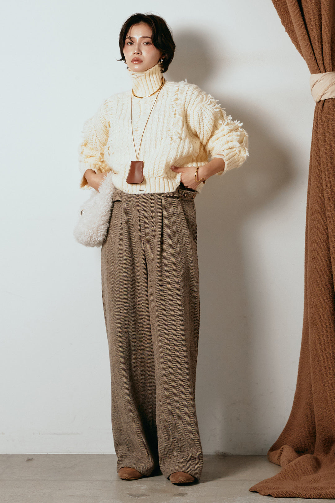 [SET]フリンジタートルショートニット+クラシックヘリンボーンサロペット(2set)