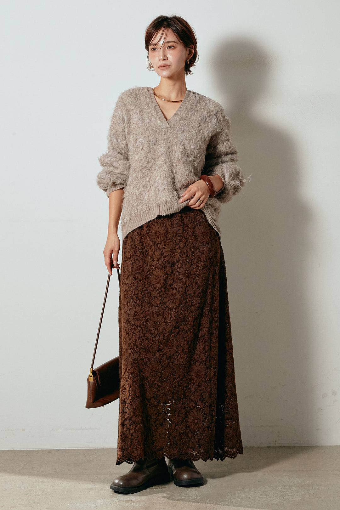 [SET]襟付きシャギーニットポロトップス+花柄刺繍ベロアフレアスカート(2set)