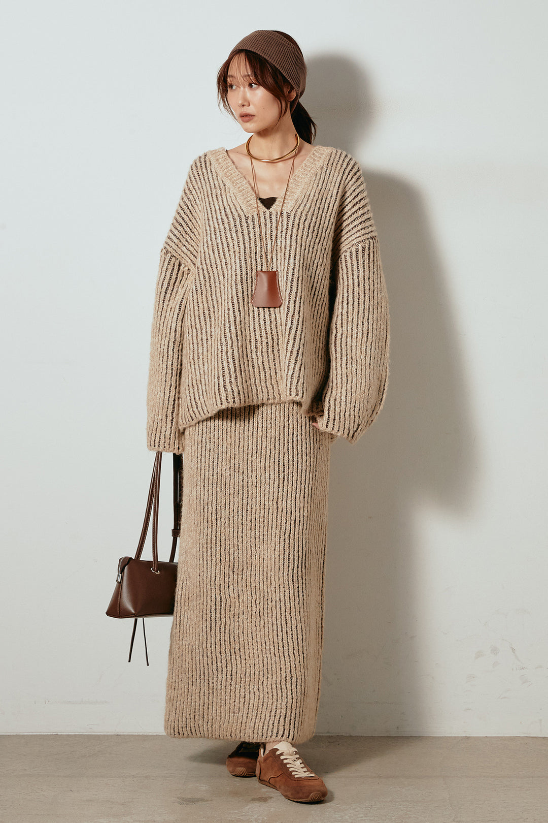 [SET]アルパカタッチ深Vニットトップス+アルパカタッチニットタイトスカート(2set)