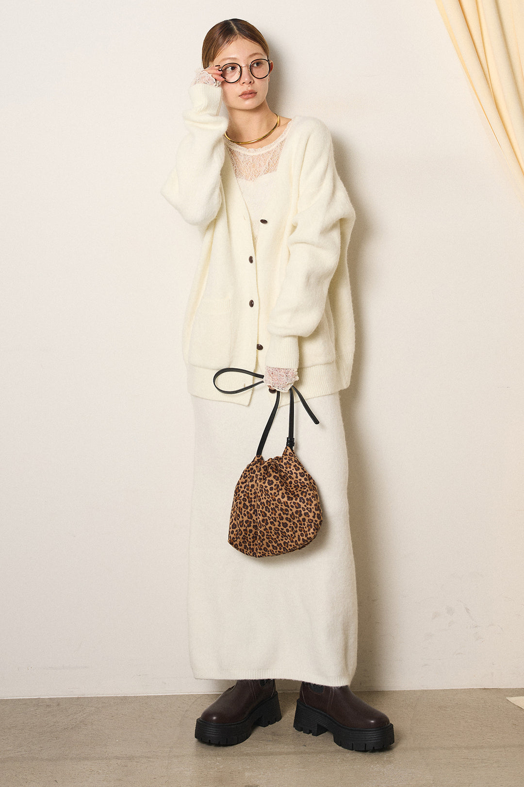 [SET]丸ボタン起毛ニットカーディガン+起毛ニットロングスカート+ストレッチレースクルーネックプルオーバー(3set)