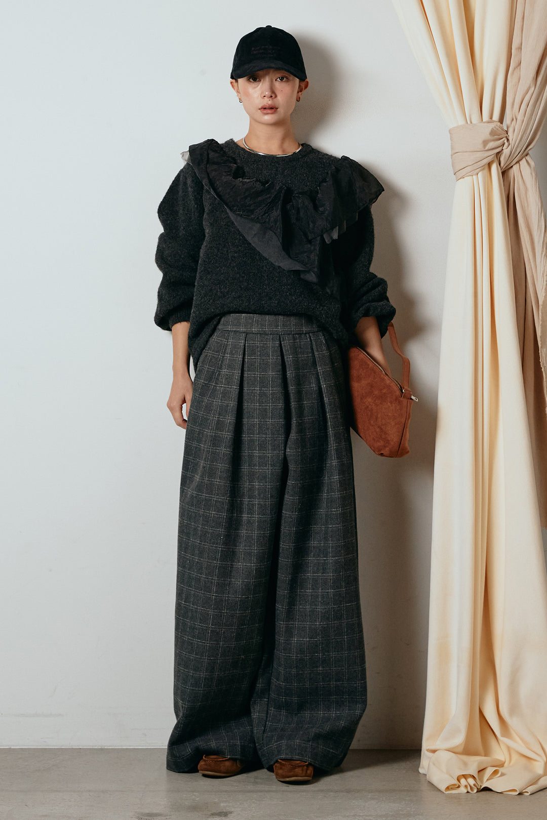 [SET]アシンメトリーフリルニットトップス+ウールライクチェックタックパンツ(2set)