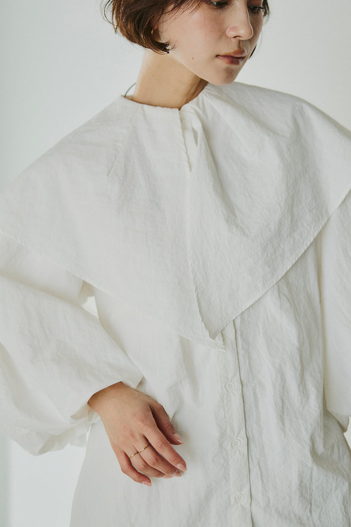 [SET]ケープカラーナイロンブラウス+配色ショルダーデニムサロペットスカート(2set)