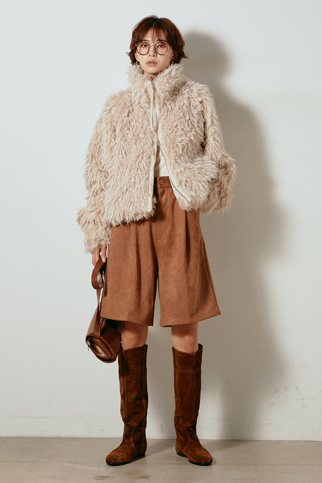 [SET]ミックスシープファースタンドブルゾン+フェイクスウェードハーフパンツ(2set)