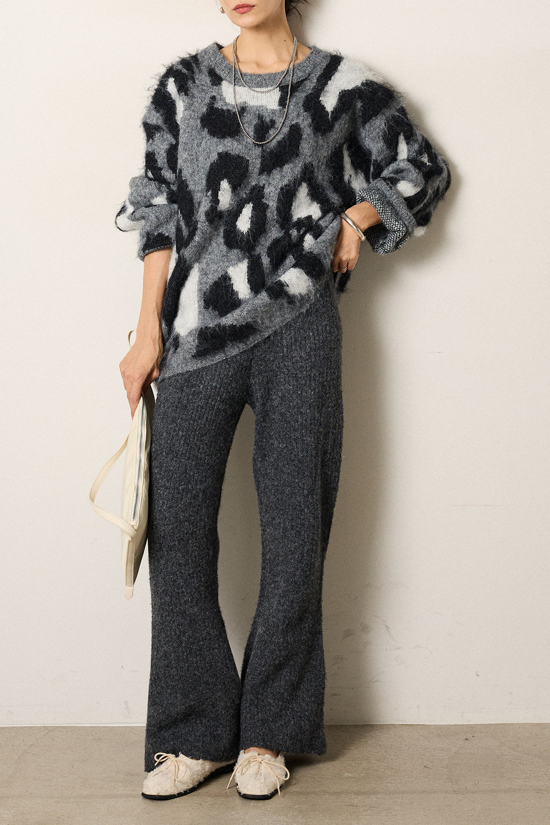 [SET]ルーズアニマルモヘアニットトップス+杢ニットリブフレアパンツ(2set)