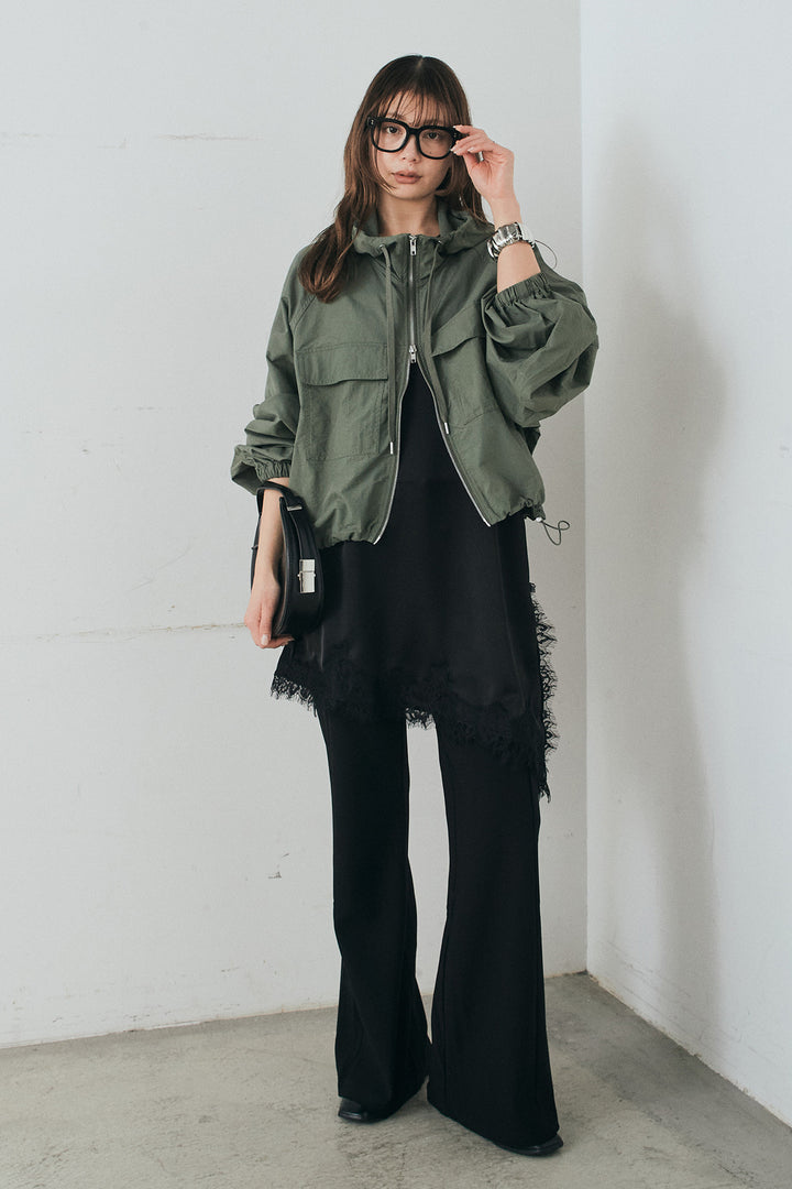 [SET]ナイロンボリュームWジップパーカーブルゾン+サテンレースアシメキャミ+細編みベルト付きパンツ+サテンレースアシメキャミ(3set)