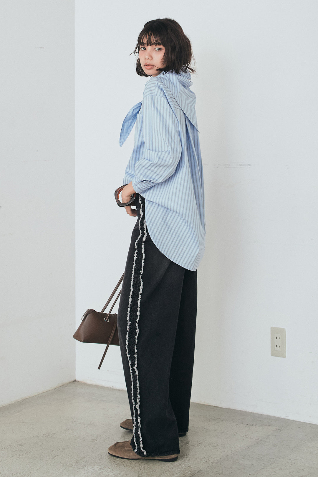 [SET]ランダムストライプスカーフ付きシャツ+デニムサイドフリルパンツ(2set)