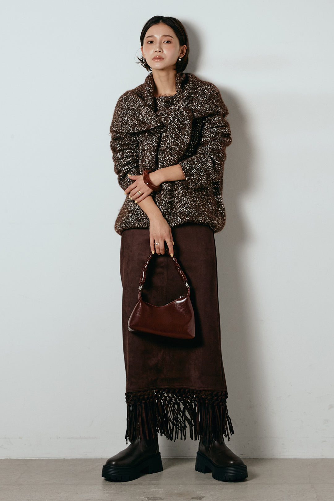 [SET]スカーフ付きミックスニットトップス+スウェードライク裾フリンジスカート(2set)